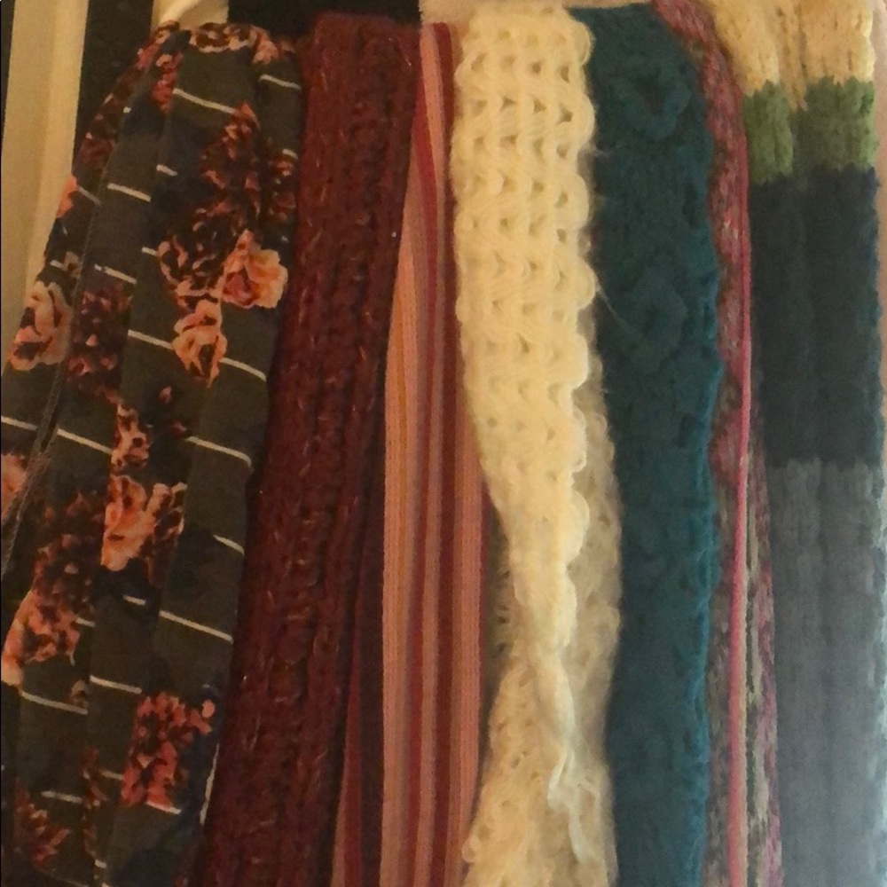 scarves - lot of 7